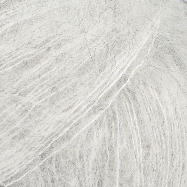 DROPS Kid-Silk Uni Colour garn - 25g - Månsken DROPS Kid-Silk Uni Colour garn - 25g - Månsken