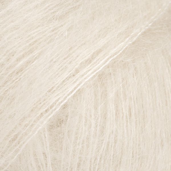 DROPS Kid-Silk Uni Colour garn - 25g - Marsipan DROPS Kid-Silk Uni Colour garn - 25g - Marsipan