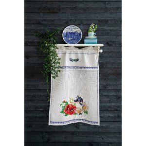 Broderikit Paradhanduk - Blommor och blåbär Broderikit Paradhanduk - Blommor och blåbär